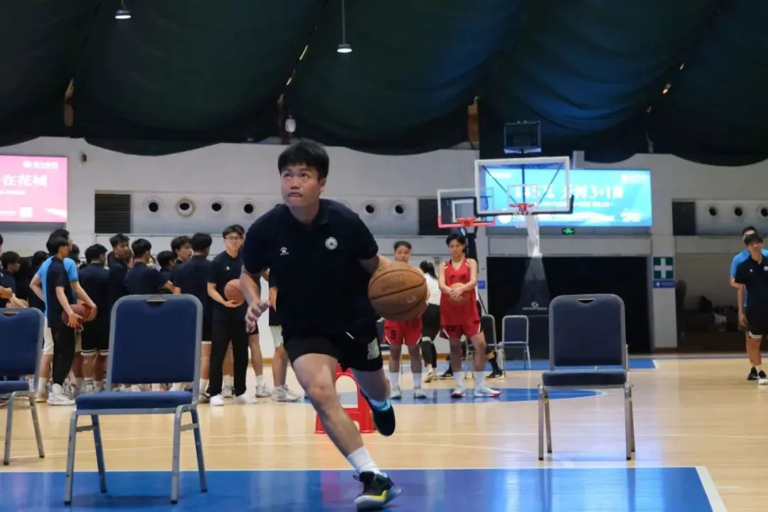 怎样制作一份图文并茂的篮球规则指南?_2